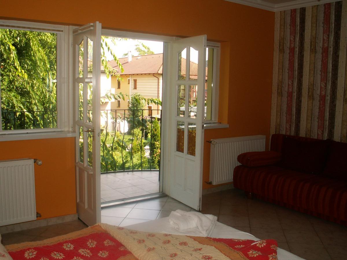 Villa Margarita Siófok Kamer foto